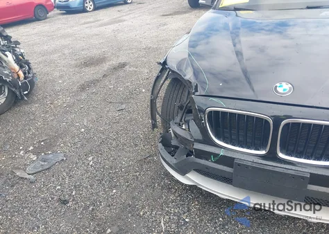 2015 BMW X1 xDrive35I из США, поврежденный, VIN WBAVM5C59FVV94272